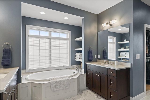 9801 Shadow Ridge Trail, Middleton, WI 53562