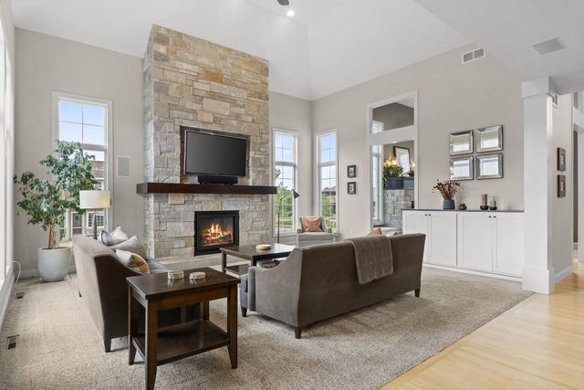 9801 Shadow Ridge Trail, Middleton, WI 53562