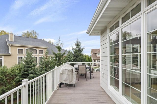 9801 Shadow Ridge Trail, Middleton, WI 53562