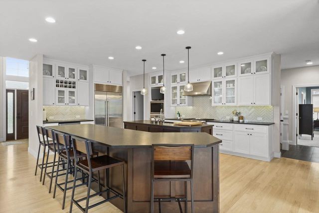 9801 Shadow Ridge Trail, Middleton, WI 53562