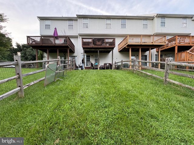 18 ANN MARIE CT, Newark, DE 19702