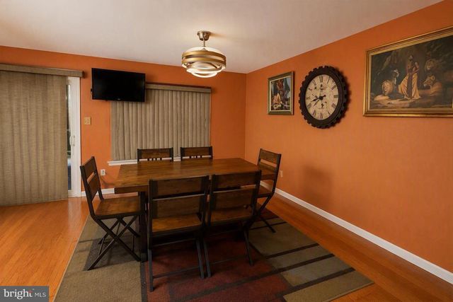 18 ANN MARIE CT, Newark, DE 19702