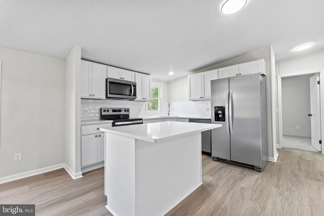 3367 DAVIS HWY, Louisa, VA 23093