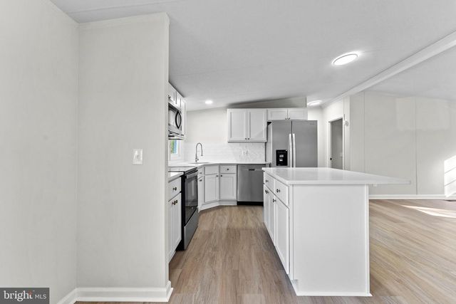 3367 DAVIS HWY, Louisa, VA 23093