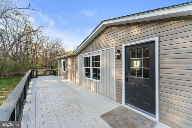 3367 DAVIS HWY, Louisa, VA 23093