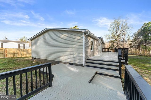 3367 DAVIS HWY, Louisa, VA 23093