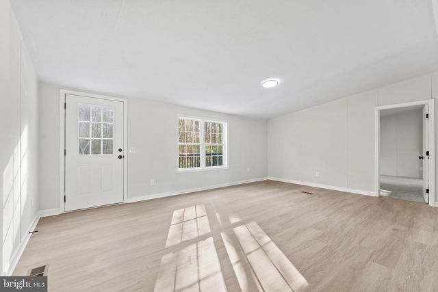 3367 DAVIS HWY, Louisa, VA 23093