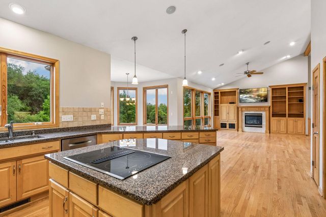 1057 Ridge Crest Lane NW, Rochester, MN 55901