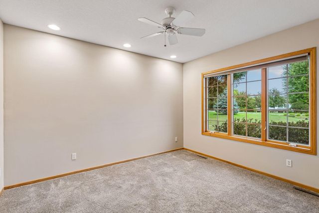 1057 Ridge Crest Lane NW, Rochester, MN 55901