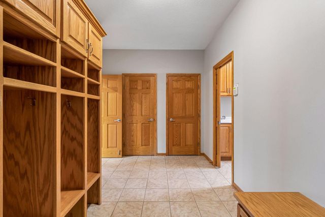 1057 Ridge Crest Lane NW, Rochester, MN 55901