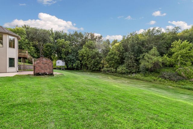 1057 Ridge Crest Lane NW, Rochester, MN 55901