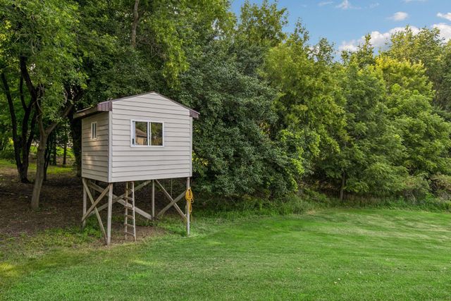 1057 Ridge Crest Lane NW, Rochester, MN 55901
