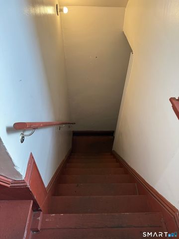 59 Myrtle Avenue, Bridgeport, CT 06604