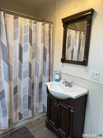 59 Myrtle Avenue, Bridgeport, CT 06604