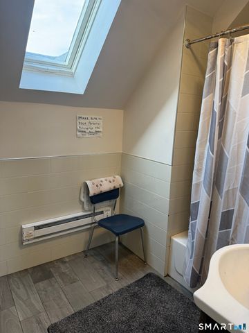 59 Myrtle Avenue, Bridgeport, CT 06604