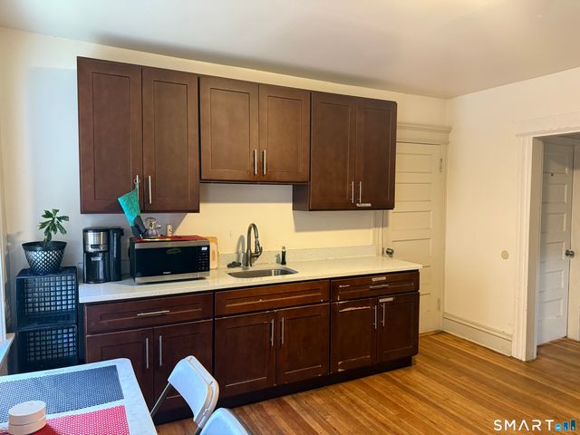 59 Myrtle Avenue, Bridgeport, CT 06604