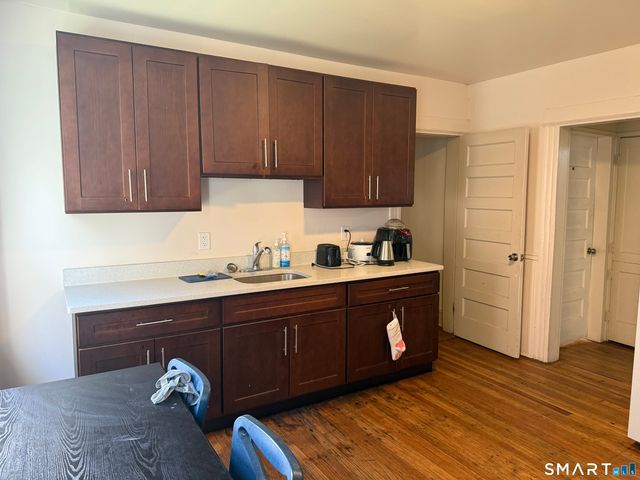 59 Myrtle Avenue, Bridgeport, CT 06604