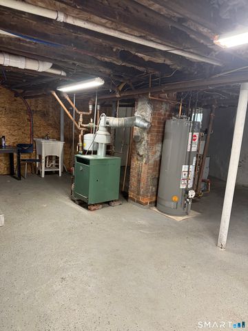 59 Myrtle Avenue, Bridgeport, CT 06604