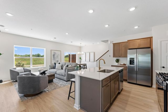 681 Tulare Terrace, Newport, MN 55055