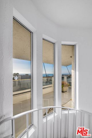 7334 Vista Del Mar Lane, Playa Del Rey (los Angeles), CA 90293