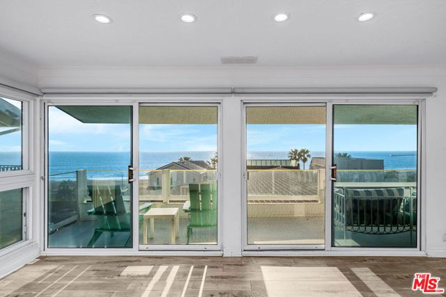 7334 Vista Del Mar Lane, Playa Del Rey (los Angeles), CA 90293