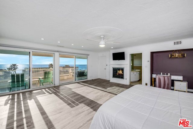 7334 Vista Del Mar Lane, Playa Del Rey (los Angeles), CA 90293