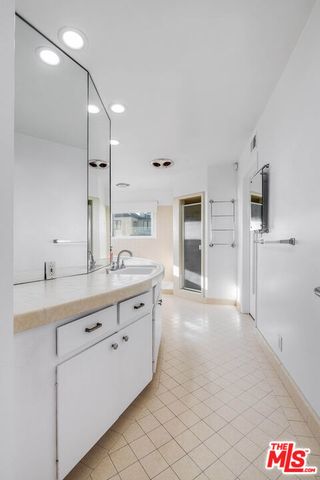 7334 Vista Del Mar Lane, Playa Del Rey (los Angeles), CA 90293