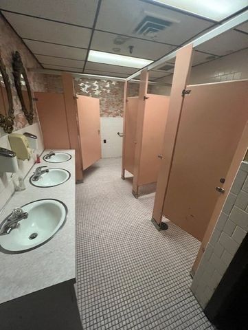 455 Market Street, Lowell, MA 01854