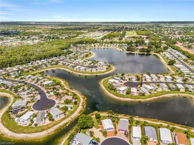 3066 Waterview PT, Naples, FL 34120