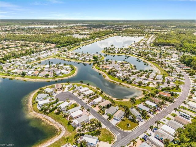 3066 Waterview PT, Naples, FL 34120