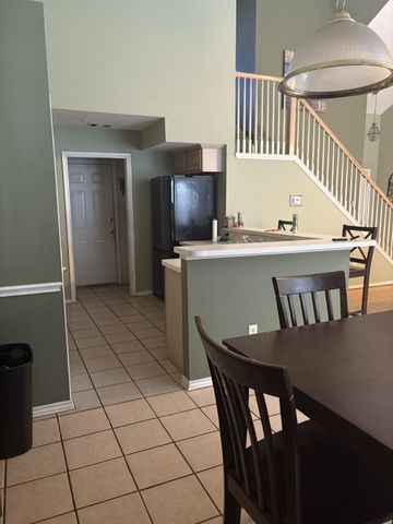 5668 CENTERIDGE, Dallas, TX 75249