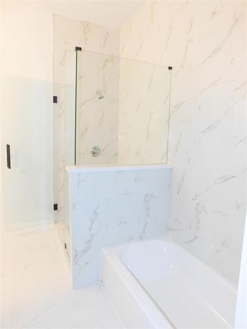 7002 S Hall Street B, Houston, TX 77028