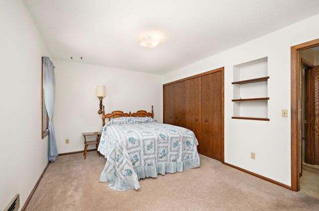 10634 Wellington Lane N, Maple Grove, MN 55369