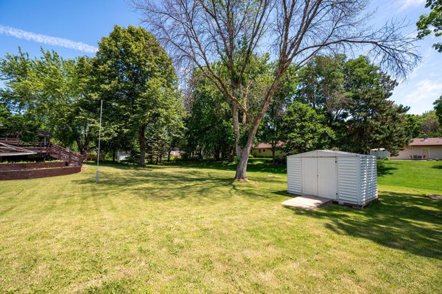 10634 Wellington Lane N, Maple Grove, MN 55369