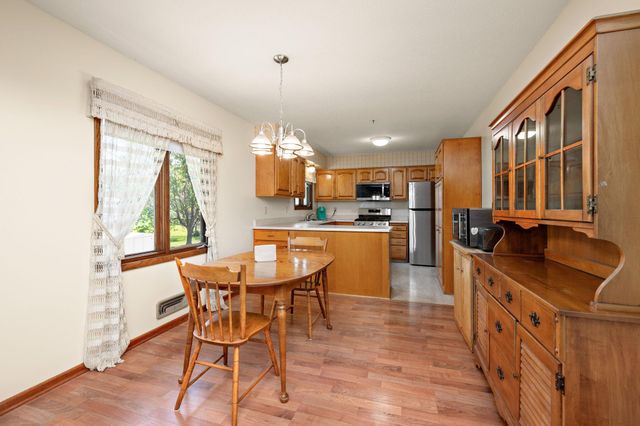 10634 Wellington Lane N, Maple Grove, MN 55369