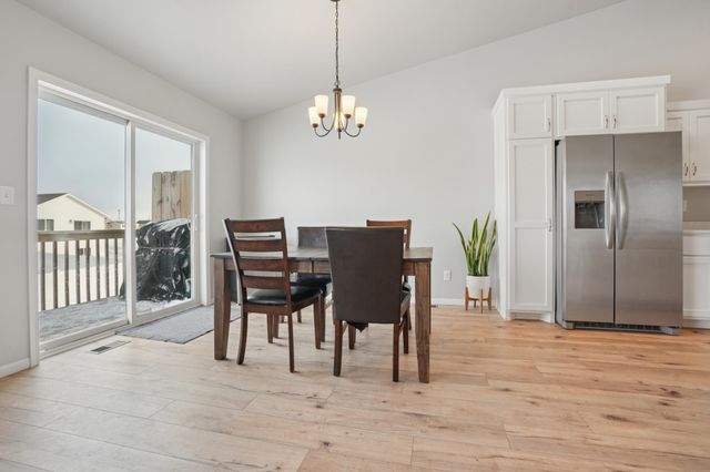 6309 83rd Avenue S, Horace, ND 58047