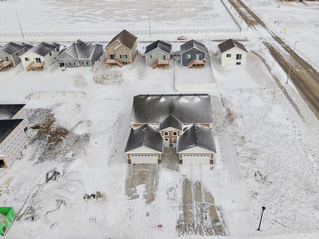 6309 83rd Avenue S, Horace, ND 58047