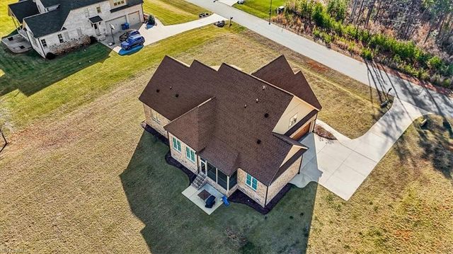 5510 Briardenn Court, Summerfield, NC 27358