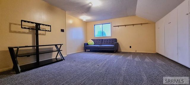 885 Maple Street, Ashton, ID 83420