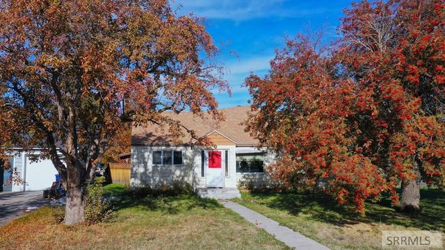 885 Maple Street, Ashton, ID 83420
