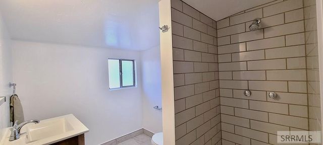 885 Maple Street, Ashton, ID 83420