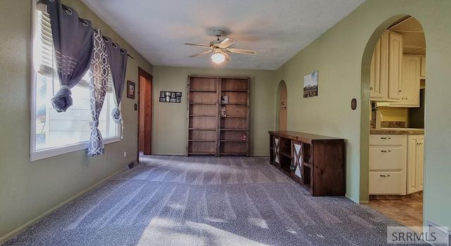 885 Maple Street, Ashton, ID 83420