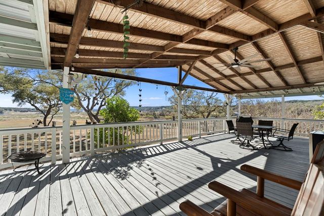 166 Elm Shores Dr, Lakehills, TX 78063