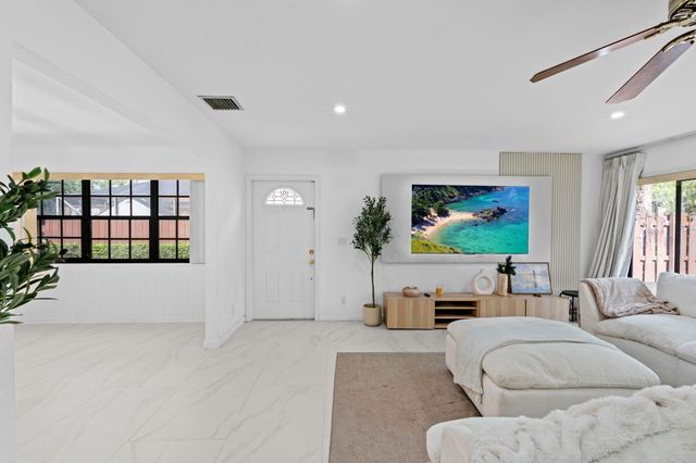 111 Weybridge Circle, Royal Palm Beach, FL 33411