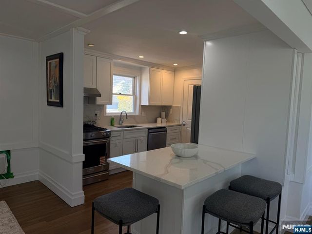 91 Columbus Drive, Tenafly, NJ 07670