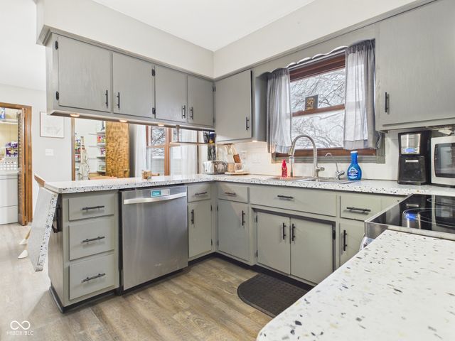 6291 N 100 W, Alexandria, IN 46001