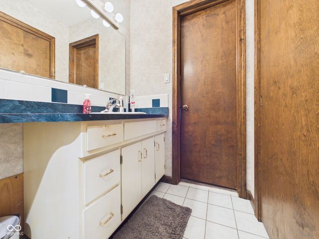 6291 N 100 W, Alexandria, IN 46001