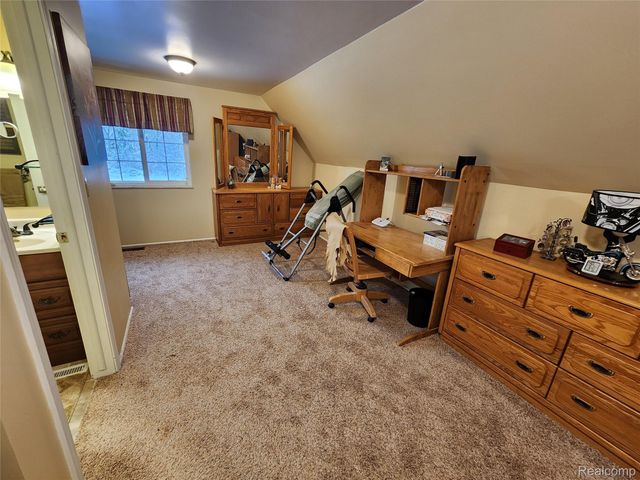 9707 North Lake Rd Road, Watertown Township, MI 48464