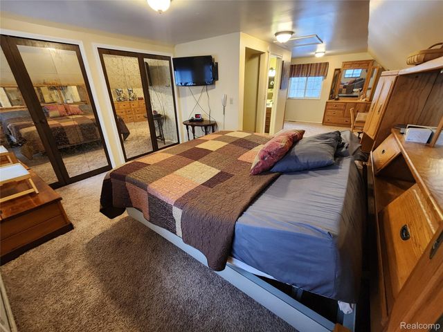 9707 North Lake Rd Road, Watertown Township, MI 48464