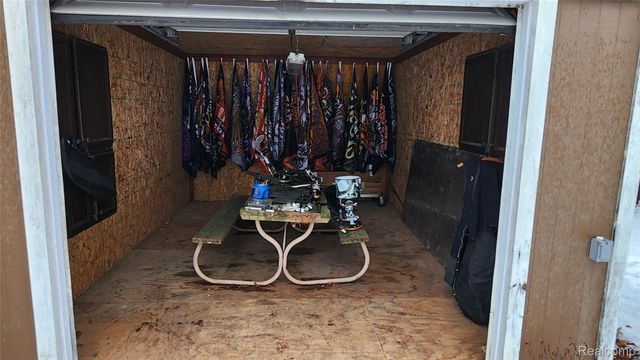 9707 North Lake Rd Road, Watertown Township, MI 48464